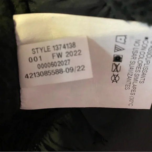 Under Armour Sherpa Fleece Hoodie Black Cropped Long Sleeve Women’s Size Large - Picture 6 of 11